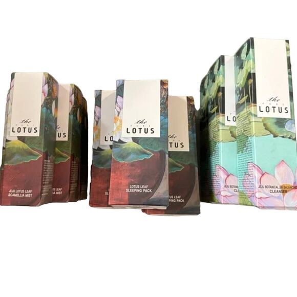 Korean Beauty Pure Lotus Set Of 3 Facial Products: Mist, Sleeping Pack, Cleanser - Picture 6 of 6